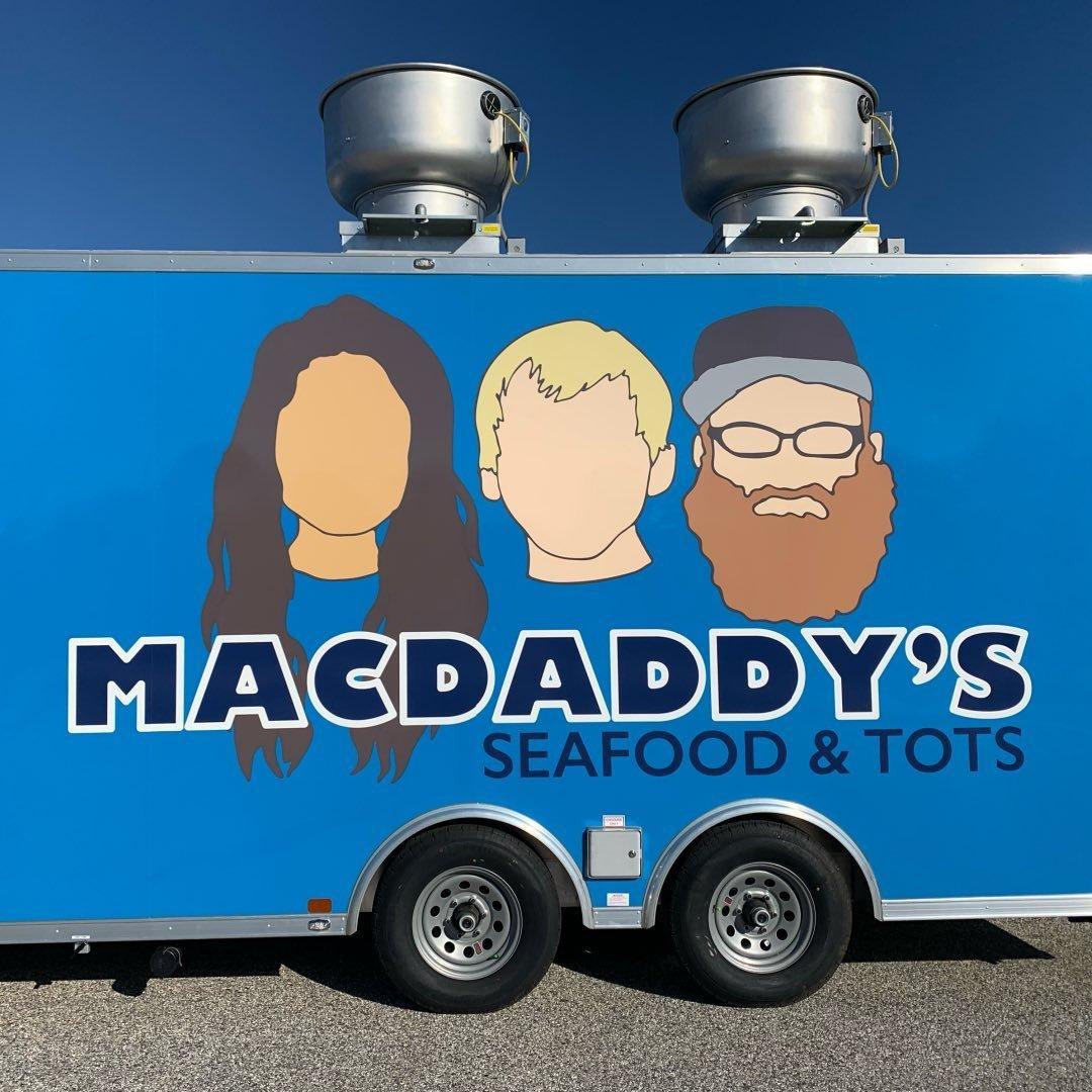 MacDaddy's Seafood & Tots